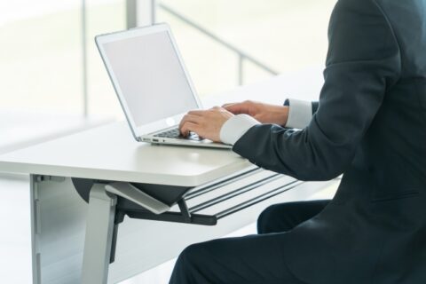 経験?それとも勤務時間や給料?仕事を選ぶ時の優先順位どうしてる?