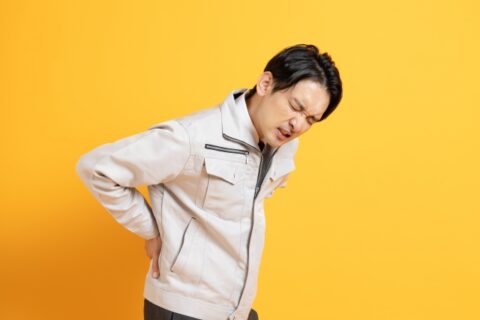 気を付けたいぎっくり腰…季節の変わり目に気を付けたい腰痛